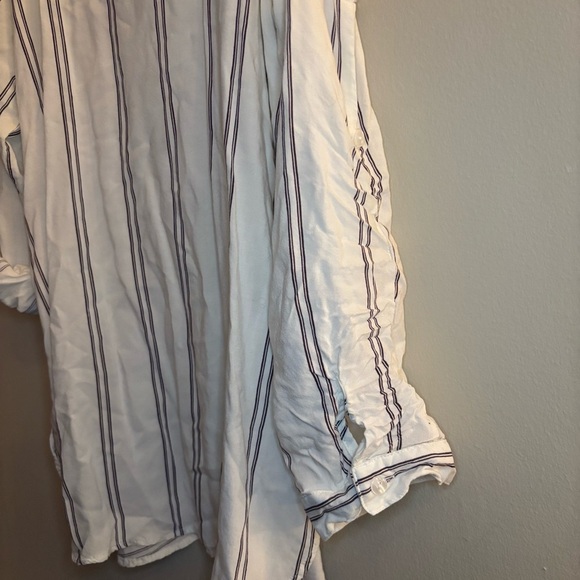 VENUS Women’s Button-down Long-sleeve Striped Blouse Size L - Picture 12 of 13